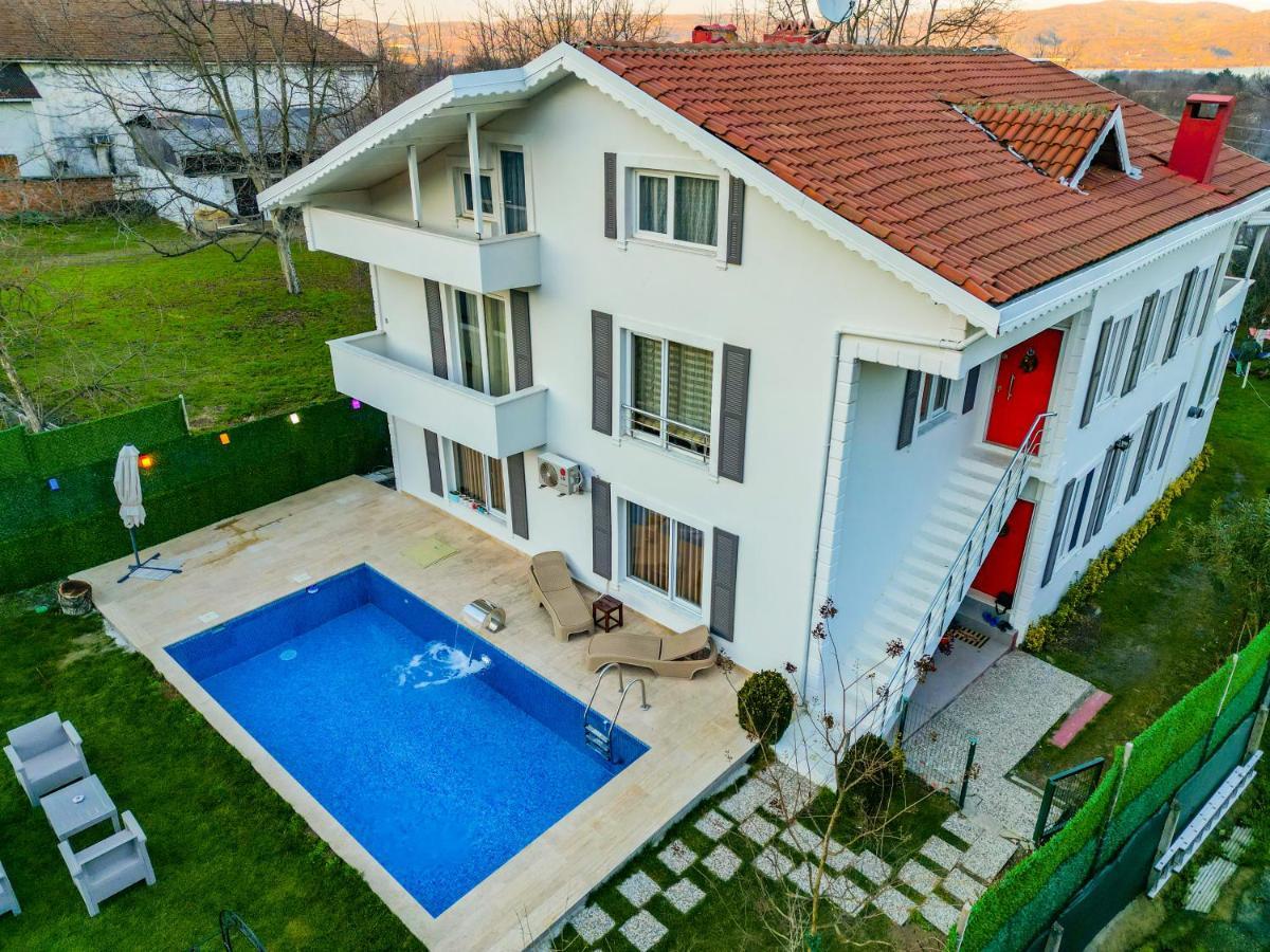 Villa Atlas Muhafazakar Havuzlu, Mustakil Genis Bahceli Sapanca Exterior photo