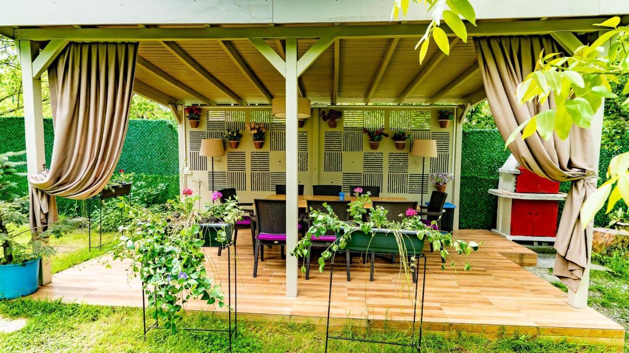 Villa Atlas Muhafazakar Havuzlu, Mustakil Genis Bahceli Sapanca Exterior photo