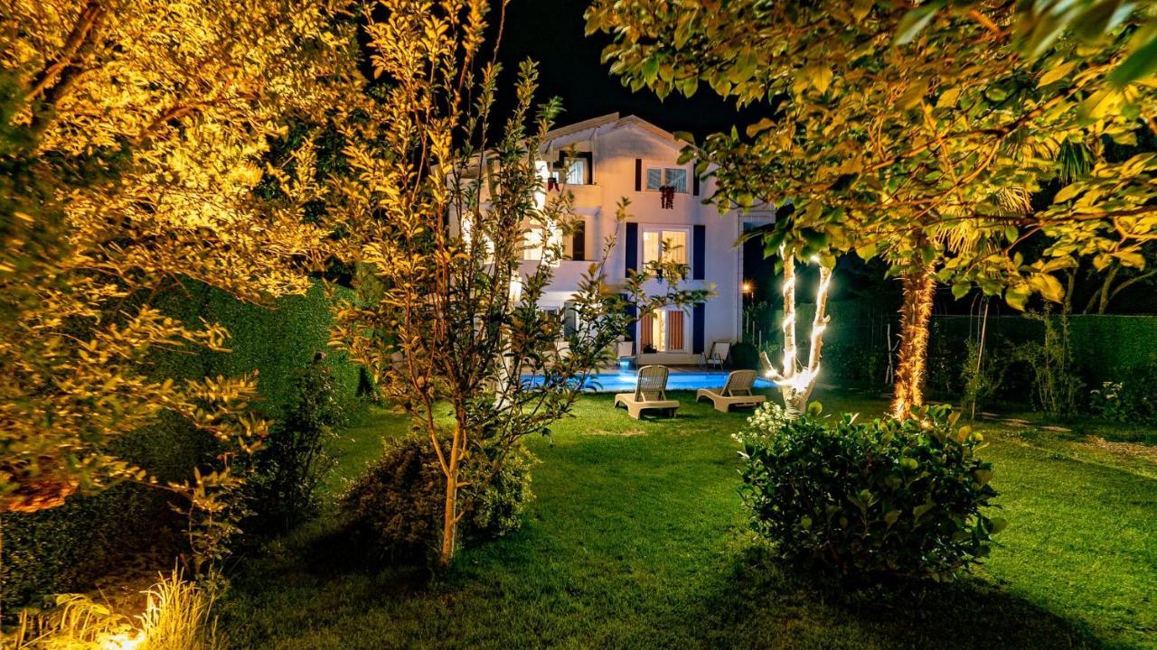 Villa Atlas Muhafazakar Havuzlu, Mustakil Genis Bahceli Sapanca Exterior photo