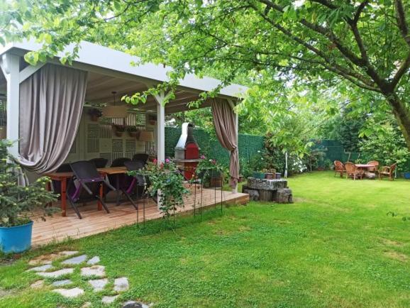 Villa Atlas Muhafazakar Havuzlu, Mustakil Genis Bahceli Sapanca Exterior photo