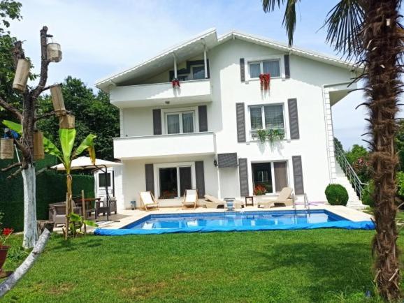 Villa Atlas Muhafazakar Havuzlu, Mustakil Genis Bahceli Sapanca Exterior photo