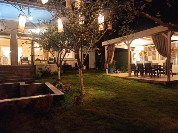 Villa Atlas Muhafazakar Havuzlu, Mustakil Genis Bahceli Sapanca Exterior photo